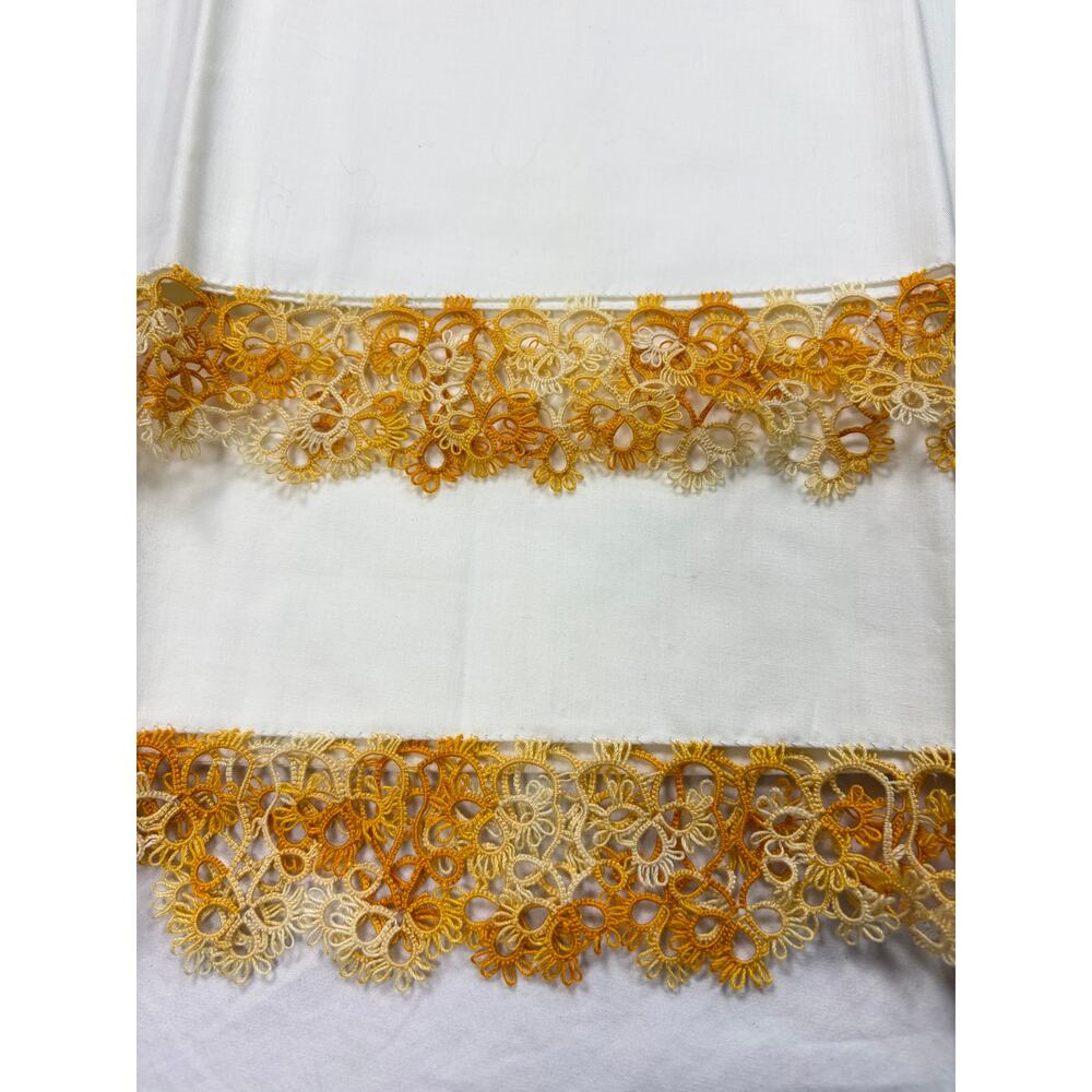 VTG 2 orange ombre crochet decorative edge pillowcases. standard size - Picture 2 of 5